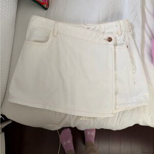 Women's Cream Skort